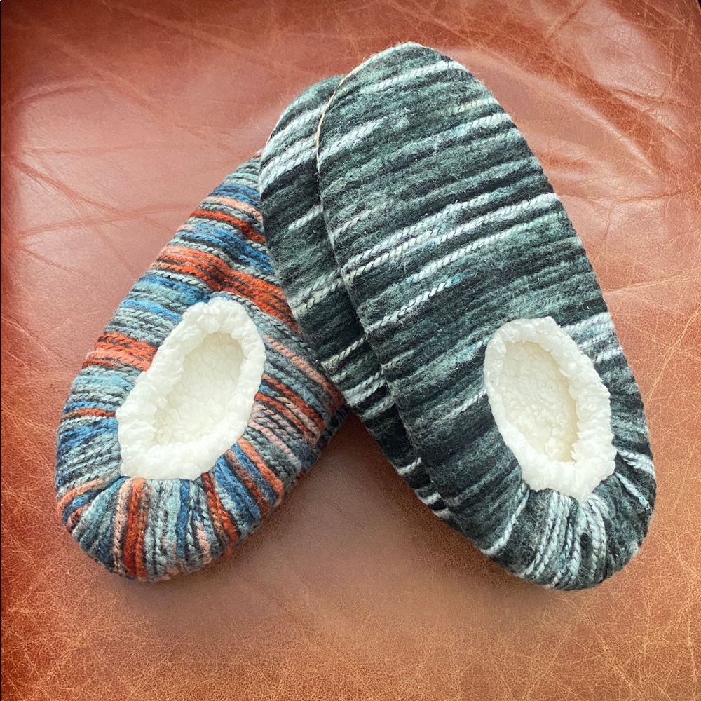 2 for 1!!! Cozy Striped Slippers with Fleece Lining